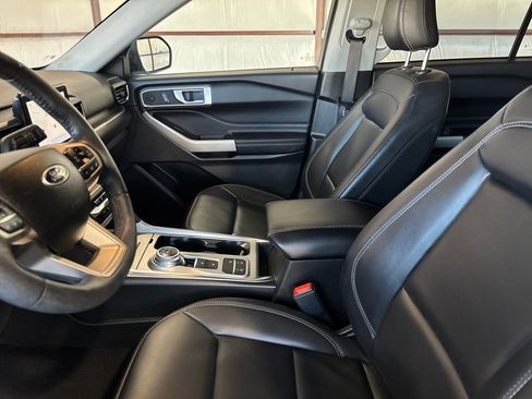 Certified 2023 Ford Explorer XLT w/ Equipment Group 202A image 11