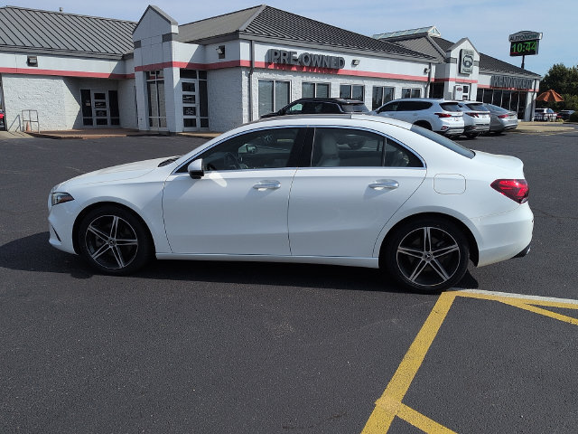 Used 2022 Mercedes-Benz A 220 4MATIC image 4