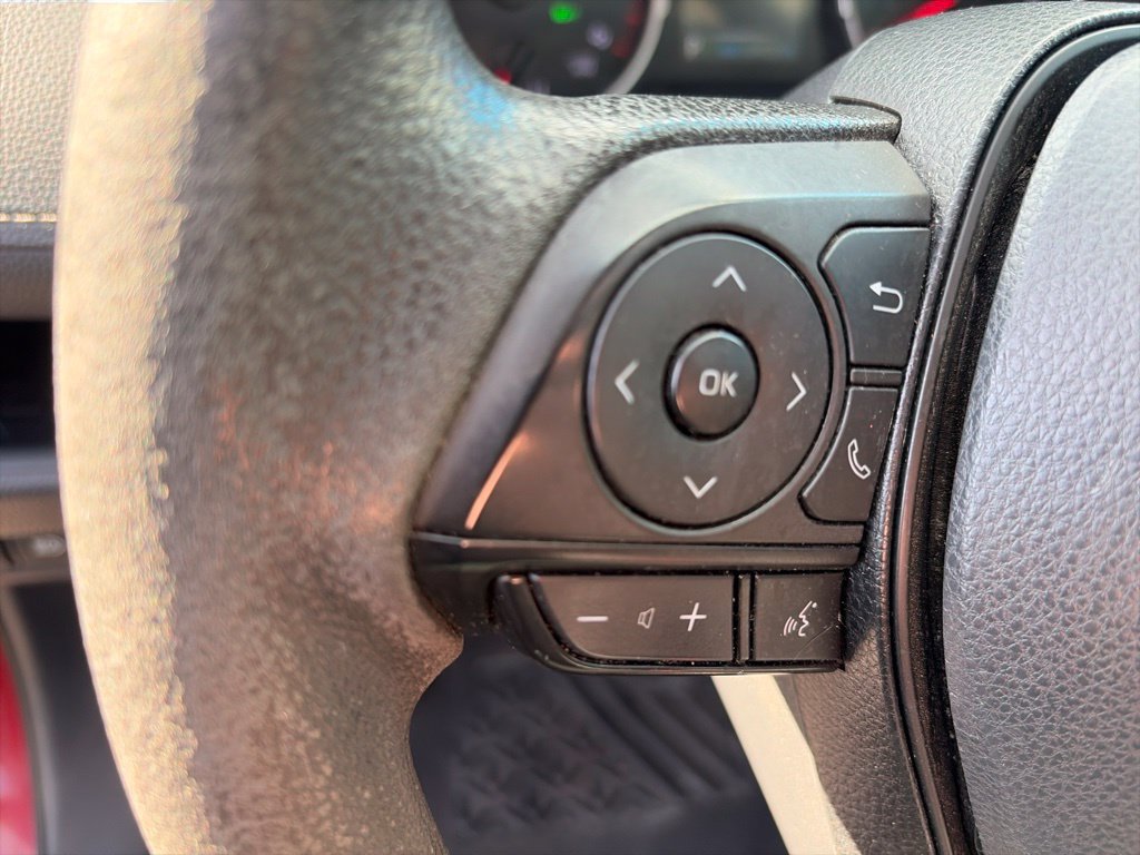Used 2022 Toyota RAV4 XLE w/ Convenience Package AWD/4WD image 15