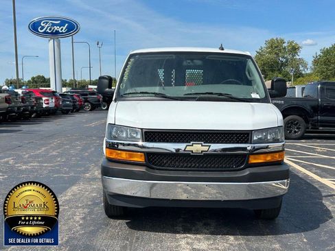 Used 2023 Chevrolet Express 2500 w/ Driver Convenience Package image 2