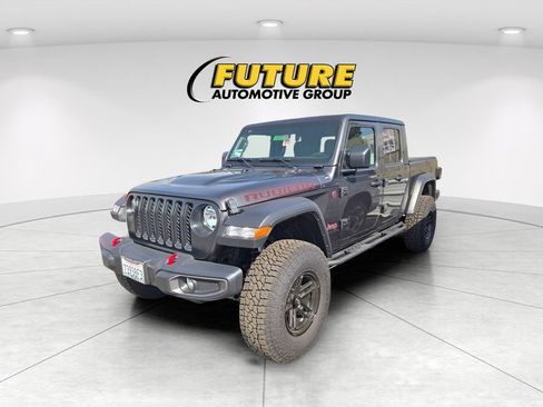 Used 2021 Jeep Gladiator Rubicon w/ Cold Weather Group AWD/4WD image 3