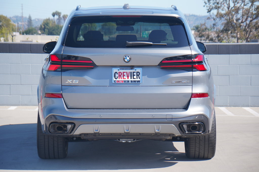 Used 2026 BMW X5 sDrive40i w/ M Sport Package RWD image 6