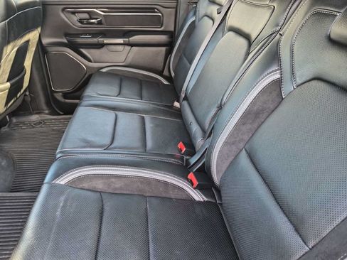 Used 2022 RAM 1500 Laramie AWD/4WD image 15