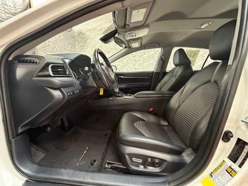 Used 2023 Toyota Camry SE FWD image 17
