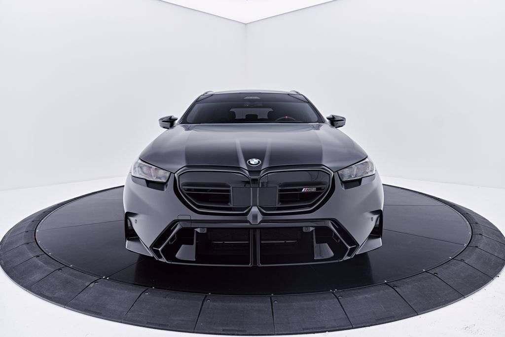 Used 2026 BMW M5 Touring AWD/4WD image 18