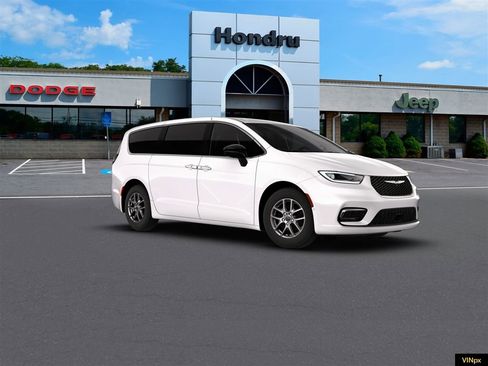 New 2026 Chrysler Pacifica Select image 11