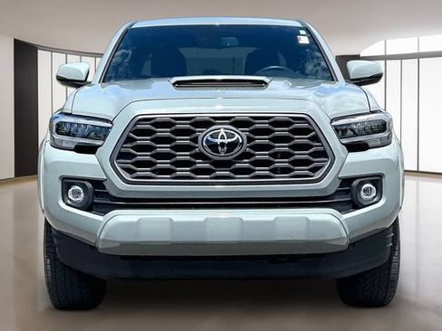 Used 2023 Toyota Tacoma TRD Sport AWD/4WD image 2