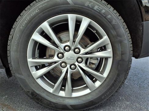 Used 2022 Cadillac XT5 Premium Luxury image 40