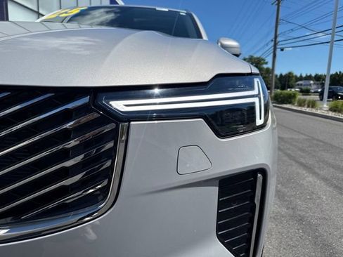 Certified 2025 Volvo XC90 B6 Plus AWD/4WD image 8