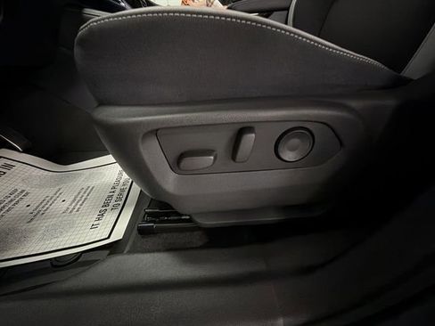 New 2026 Buick Envision Sport Touring image 19