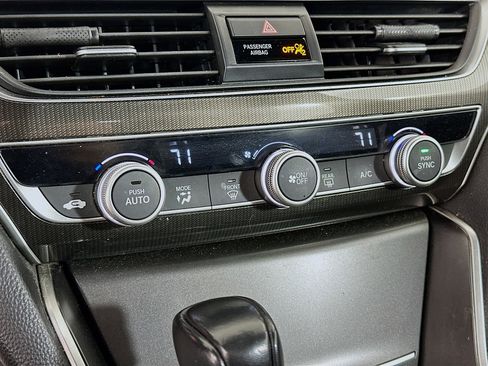 Used 2018 Honda Accord Sport image 23