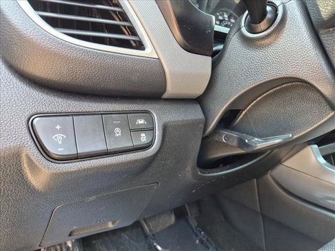 Used 2023 Kia Seltos LX AWD/4WD image 17
