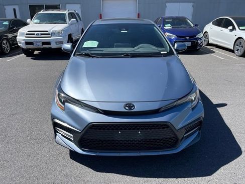 Used 2021 Toyota Corolla SE w/ SE Premium Package FWD image 2