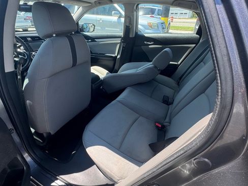 Used 2017 Honda Civic EX image 10