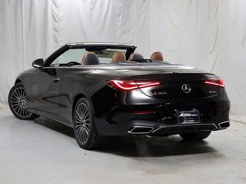 New 2026 Mercedes-Benz CLE 300 4MATIC Cabriolet image 9