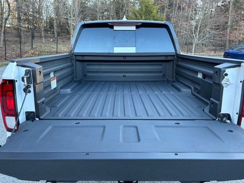 Used 2024 Honda Ridgeline TrailSport image 5