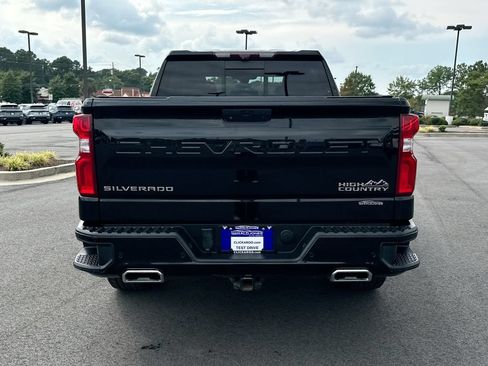 Used 2021 Chevrolet Silverado 1500 High Country w/ Technology Package AWD/4WD image 15