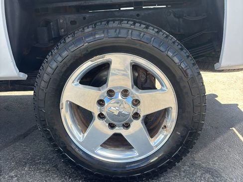 Used 2013 Chevrolet Silverado 3500 W/T w/ Snow Plow Prep Package image 9