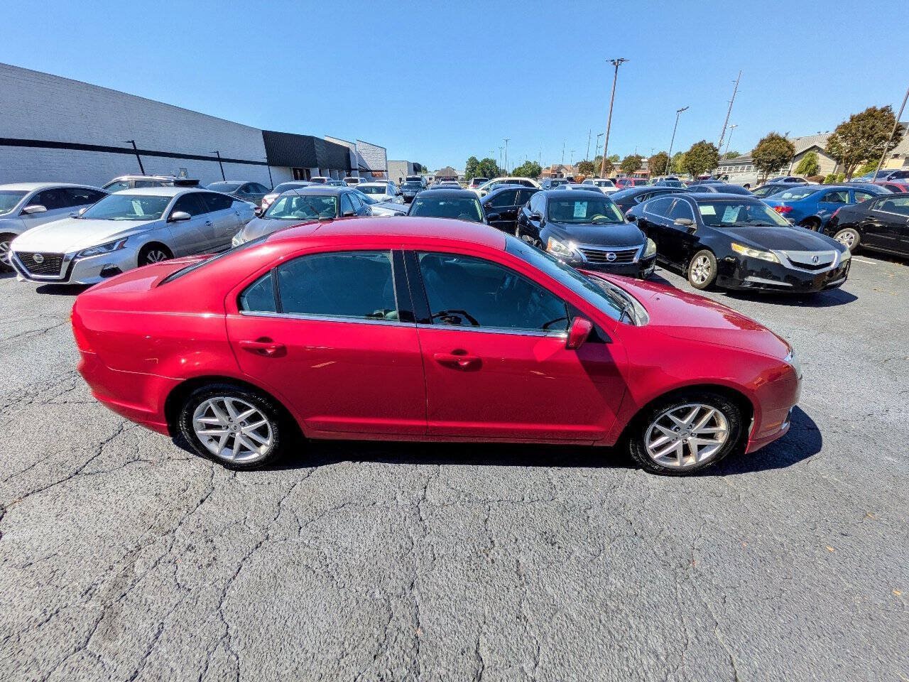 Used 2010 Ford Fusion SEL FWD image 12