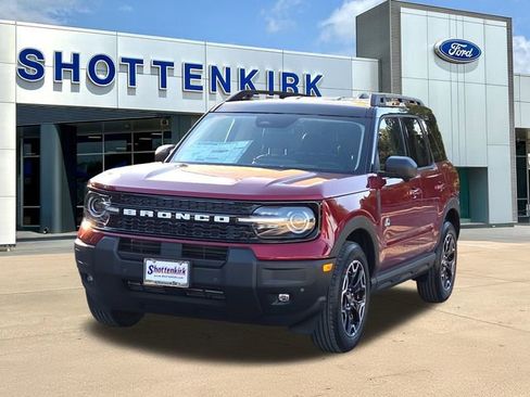 New 2025 Ford Bronco Sport Outer Banks w/ Outer Banks Tech Package+ AWD/4WD image 3