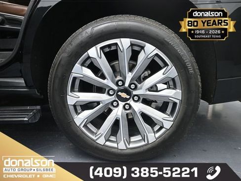 Used 2025 Chevrolet Tahoe High Country image 15