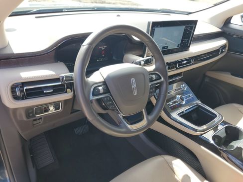 Certified 2023 Lincoln Nautilus Reserve image 13