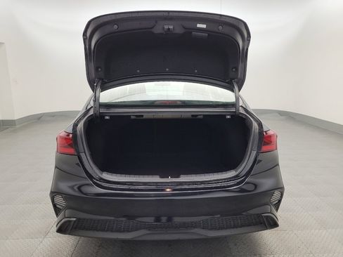 Used 2022 Kia Forte LXS w/ LXS Technology Package image 29