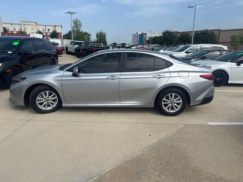 Used 2025 Toyota Camry LE FWD image 6