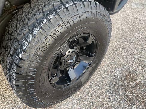 Used 2011 Jeep Wrangler Sport image 11