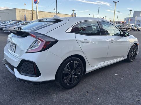 Used 2017 Honda Civic EX image 5