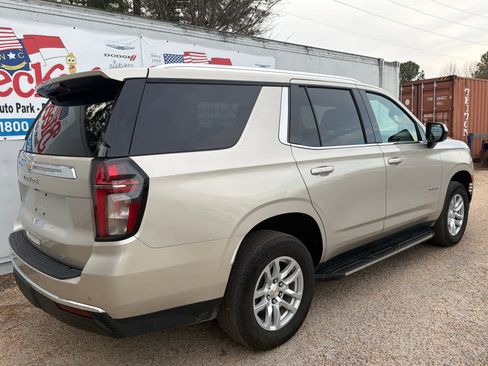Used 2024 Chevrolet Tahoe LT AWD/4WD image 3
