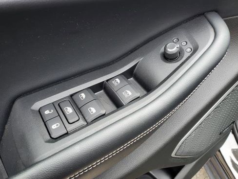 Used 2022 Jeep Grand Cherokee L Limited image 22