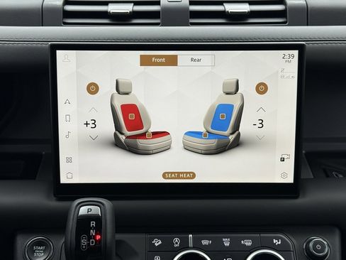 Certified 2025 Land Rover Defender 130 V8 image 30