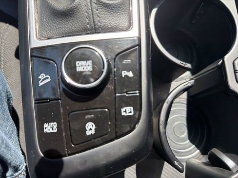 Used 2024 Kia Sportage LX FWD image 21