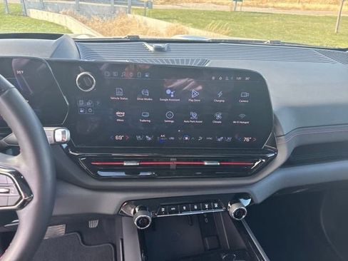 Used 2024 Chevrolet Silverado EV RST image 18