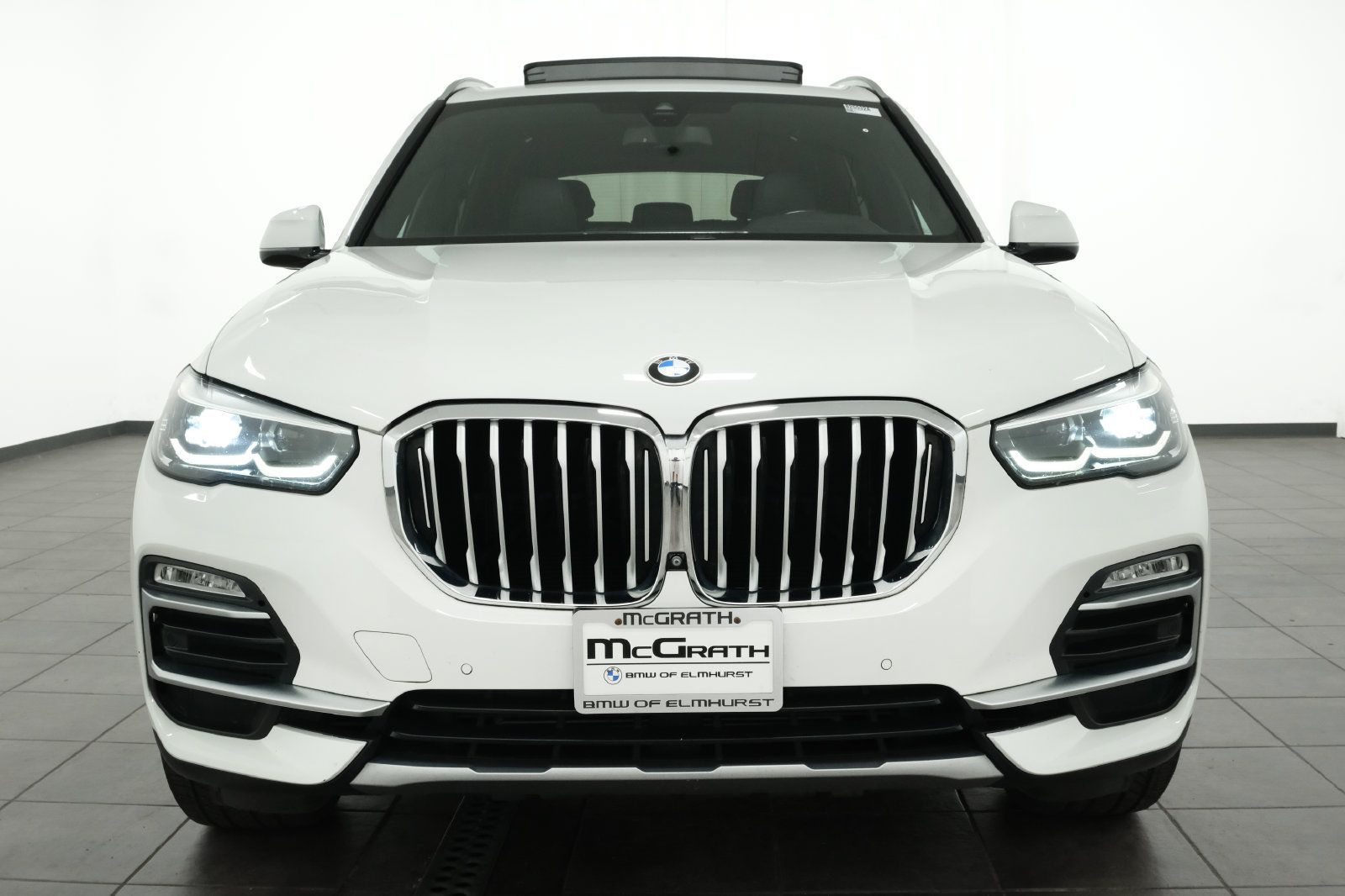 Used 2019 BMW X5 xDrive40i w/ Premium Package 2 AWD/4WD image 8