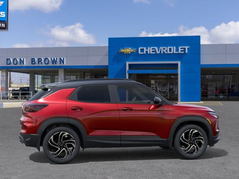 Used 2026 Chevrolet TrailBlazer RS w/ Convenience Package AWD/4WD image 9