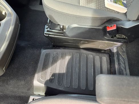 Used 2024 Ford Transit 350 XLT image 34