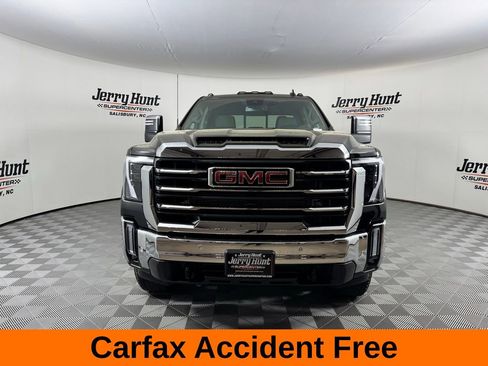 Used 2025 GMC Sierra 2500 SLT w/ SLT Convenience Package AWD/4WD image 3