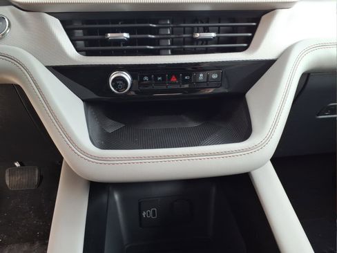 New 2026 Ford Explorer Active w/ Active Comfort Package AWD/4WD image 11