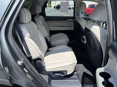 Used 2022 Hyundai Palisade Calligraphy FWD image 15
