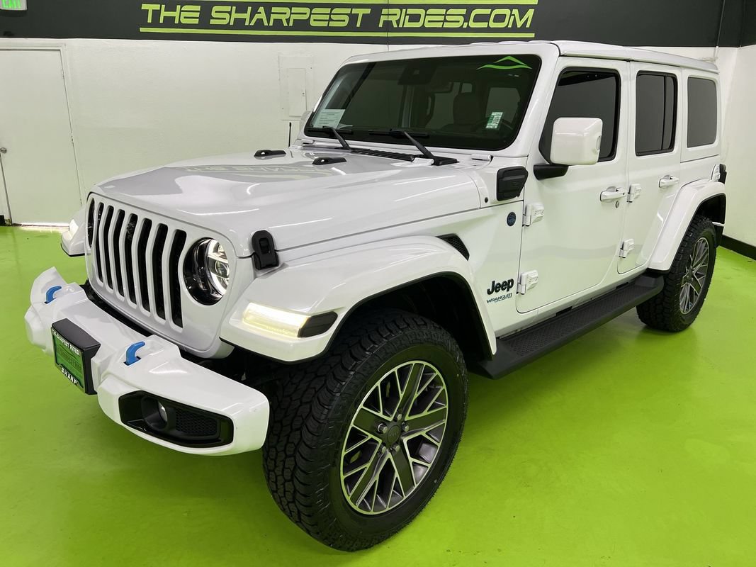 Used 2022 Jeep Wrangler Unlimited Sahara AWD/4WD image 5