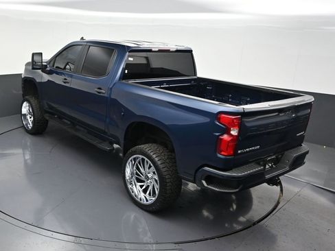 Used 2021 Chevrolet Silverado 1500 Custom image 17
