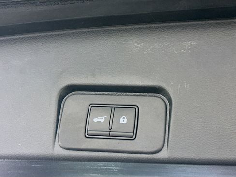Used 2021 Nissan Rogue SV w/ Premium Package AWD/4WD image 31