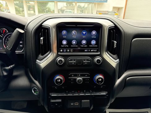 Used 2019 Chevrolet Silverado 1500 RST w/ All-Star Edition AWD/4WD image 18