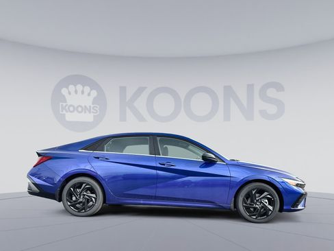 New 2026 Hyundai Elantra SEL Sport image 8