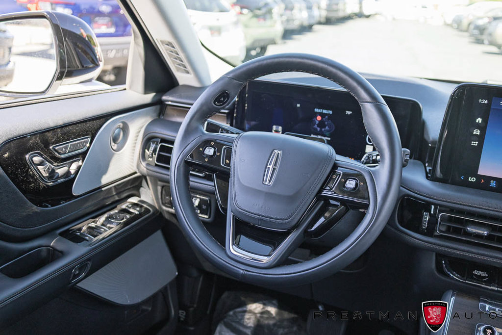 Used 2025 Lincoln Aviator Reserve w/ Luxury Package AWD/4WD image 44