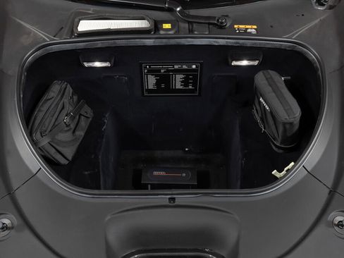 Used 2022 Ferrari F8 Tributo image 23