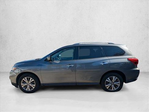 Used 2019 Nissan Pathfinder SL image 7