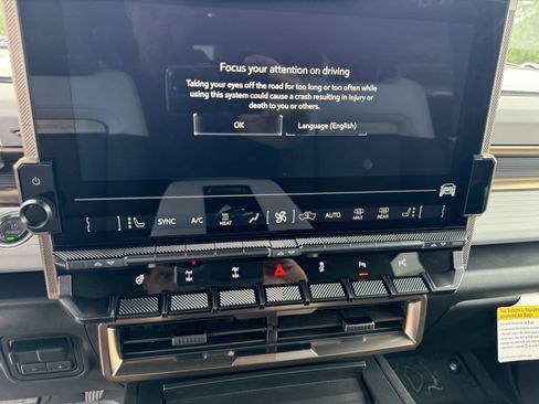 New 2025 GMC Hummer EV 3X w/ Extreme Off-Road Package image 19